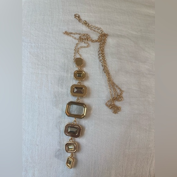 Jeweled Linear Pendant Necklace - Picture 4 of 4